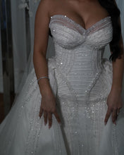 C2023-SH18B - robe de mariée bustier en perles avec traîne amovible