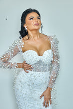 C2023-LSS62 - robe de mariée fourreau transparente à manches longues et perles