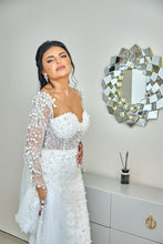 C2023-LSS62 - robe de mariée fourreau transparente à manches longues et perles