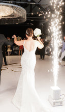 C2024-FF523: vestido de novia ajustado estilo sirena con adornos florales en 3D y falda desmontable