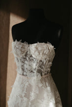 C2024-SA59 - strapless a-line 3D embossed wedding gown with corset bodice and chapel train