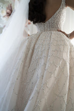 C2024-SK62 - sleeveless v-neck ball gown wedding dress