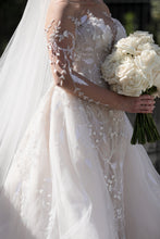 C2024-SK83 - embroidered long sleeve wedding gown