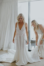 C2024-JT72 - sheer pearl beaded backless wedding gown