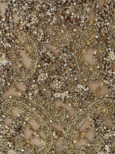 C44307 - Robe de concours de beauté sans manches en perles dorées avec col en V et taille empire
