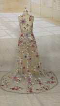 Style C2020-JParot - Robe de mariée de soirée formelle brodée de style vintage sans manches