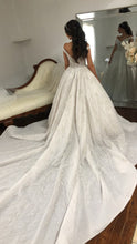 C2022-OFB227 - robe de bal de mariage formelle à épaules dénudées et perles scintillantes
