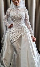 Robe de mariée modeste à manches longues et perles, avec traîne détachable, C2022-PLS887