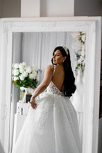 C2023-BG556 Robe de mariée sexy perlée 3D avec train de robe de bal détachable