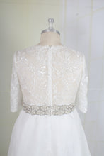 C2022-Munro - robe de bal de mariage grande taille à manches courtes et col en V