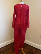 Estilo RM5193 - Réplica de un traje pantalón rojo de manga larga con cuentas de Reba McEntire
