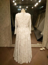 Vestido de novia de encaje de talla grande y manga larga 