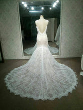 Estilo #C2015beck - Vestido de novia inspirado en Berta hecho de encaje con pedrería
