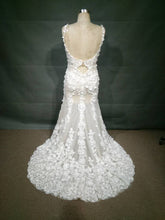 Vestido de novia de talla grande sin mangas inspirado en el diseño de Galia Lahav Kira