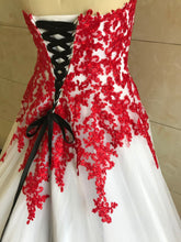 Style DOL-Y001  Strapless Red and white lace wedding gown