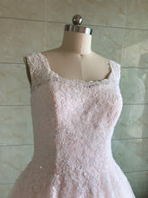 Estilo DOL-Y004 - Vestido de novia sin mangas en rosa pastel