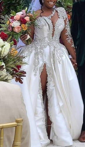 C2022-FBS887 - Robe de mariée à un bras avec perles de cristal et fente avec robe de bal amovible