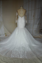 Style C2021-Shermaine - Robe de mariée grande taille avec col et manches transparents